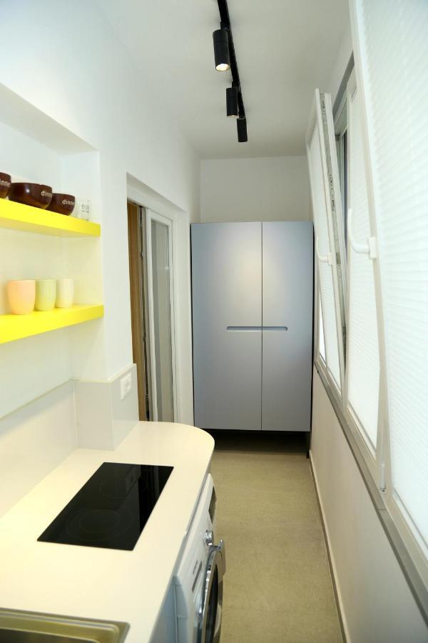 Mjolly Apartment Тирана Экстерьер фото