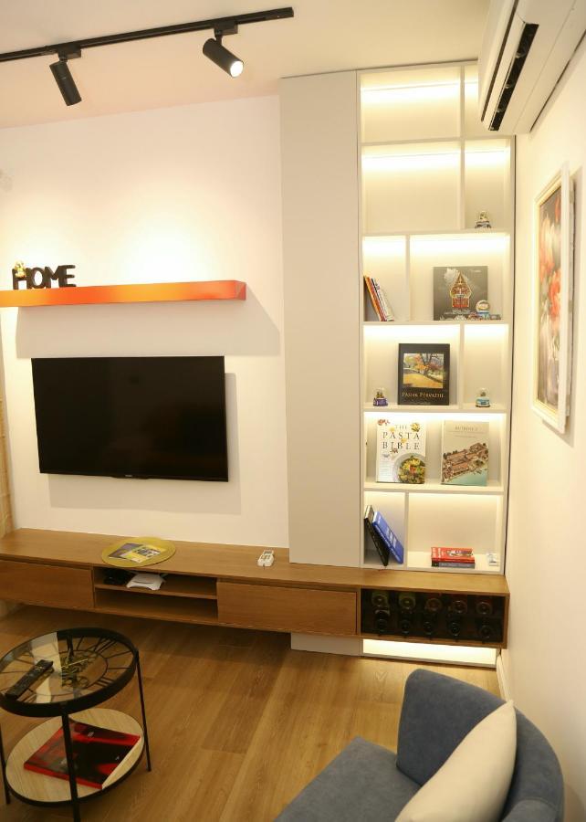 Mjolly Apartment Тирана Экстерьер фото